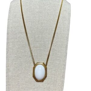 Crown Trifari gold tone necklace